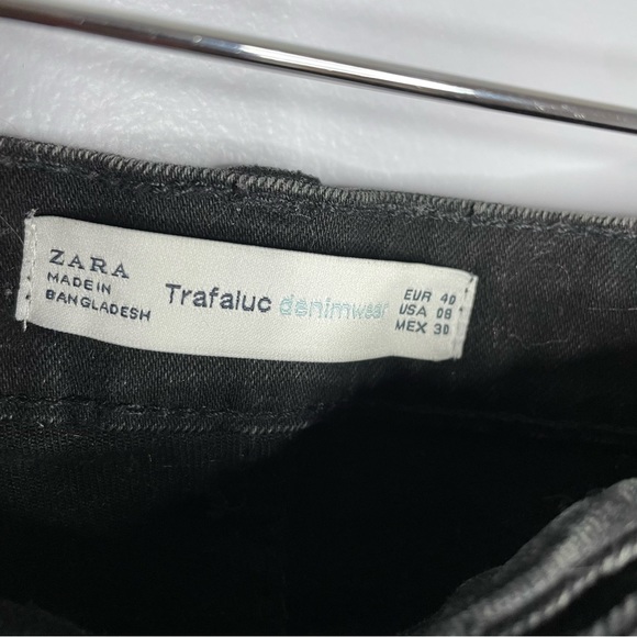 Zara High Waisted Black Denim Short - Picture 5 of 5